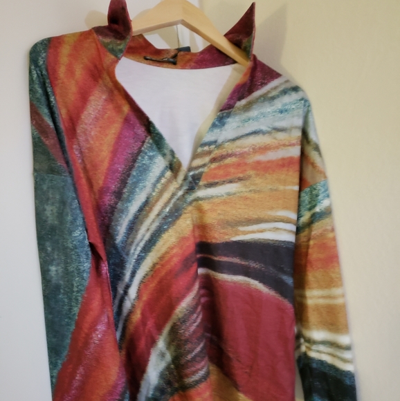 Pullover - Picture 1 of 3